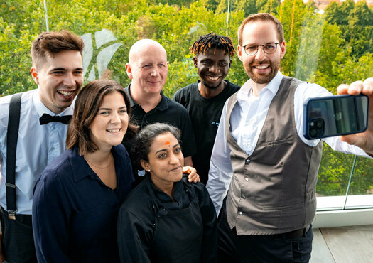 Team-Selfie des ATLANTIC Hotel Münster