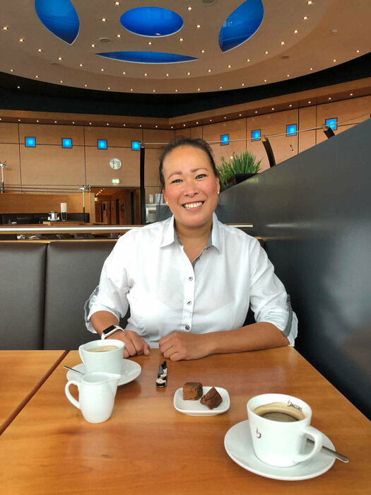 Auf einen Kaffee mit Servicemitarbeiterin Ngoc Lan Thanh Schmidt